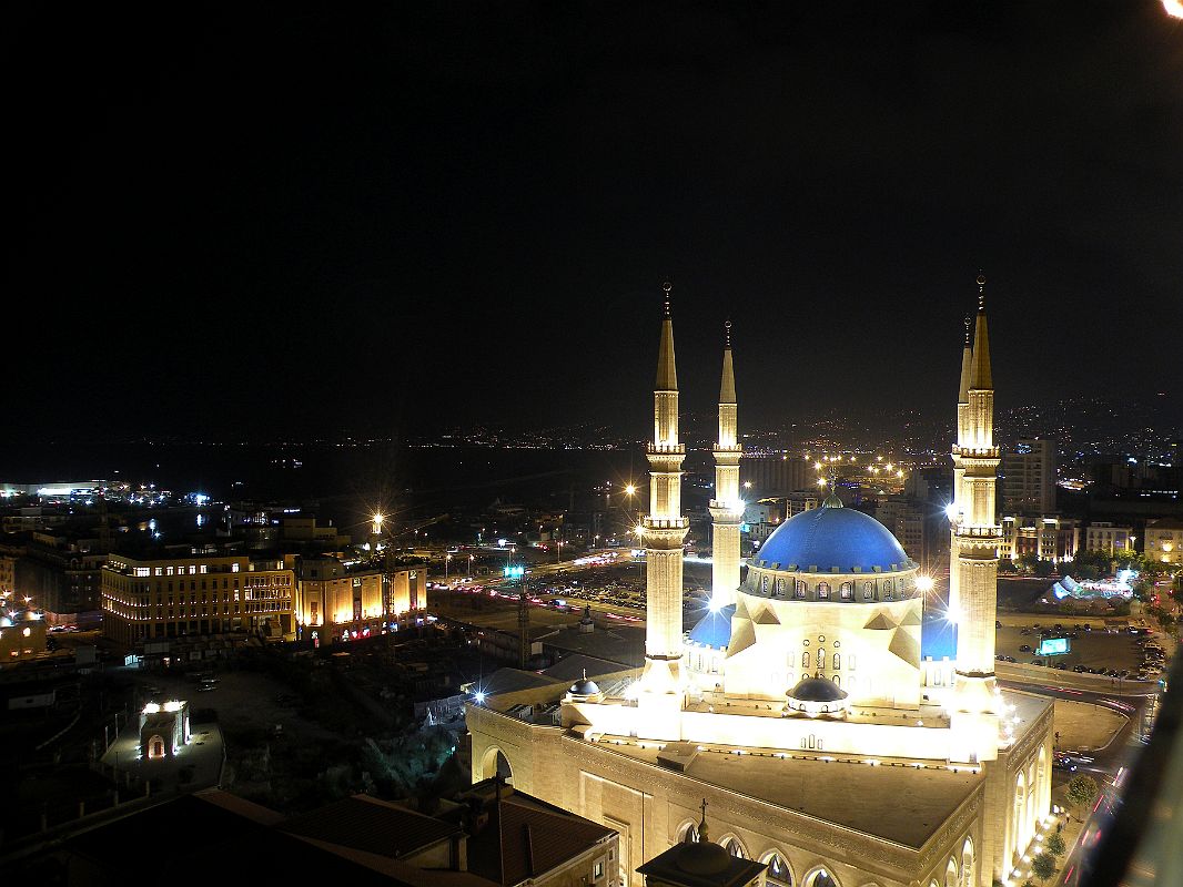 Beirut 48 Mohammed Al-Amin Mosque And Martyrs Square At Night 